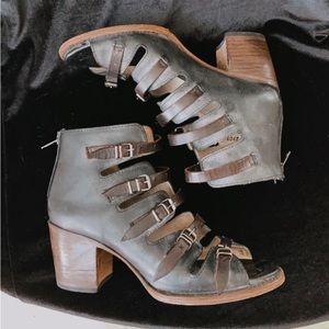 FREEBIRD heeled sandals